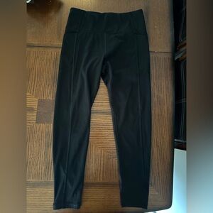 Victoria’s Secret Capri black leggings size 10 capri
